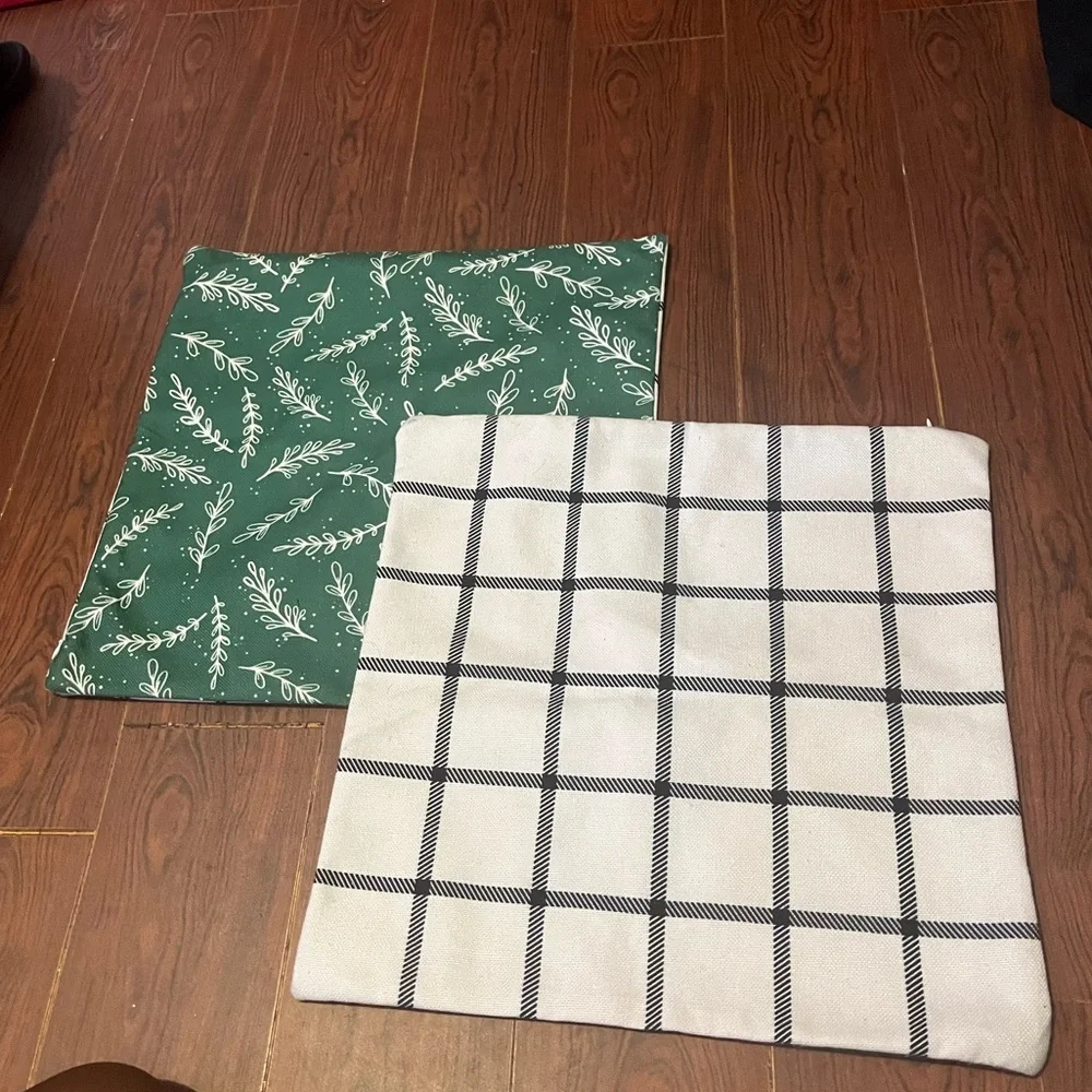 Green and White Holiday Cushion Covers